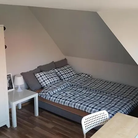 Na Rogu - Pokoje Goscinne Homestay *