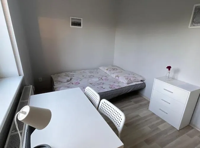 Na Rogu - Goscinne *